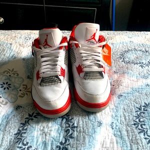 Jordan 4S